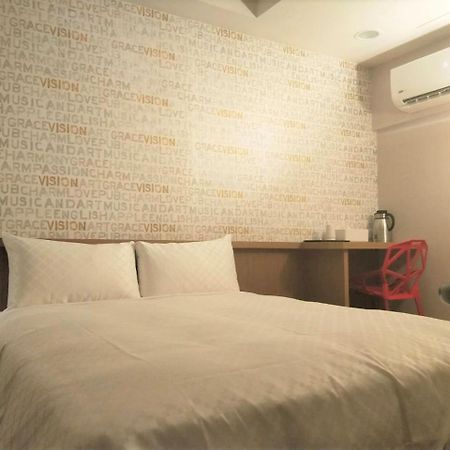 Ching She Hotel Tainan Exterior photo