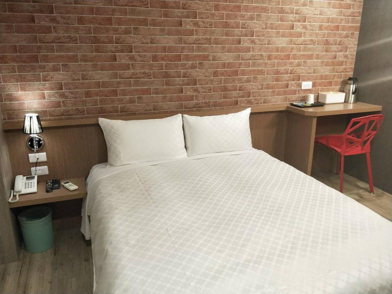 Ching She Hotel Tainan Exterior photo
