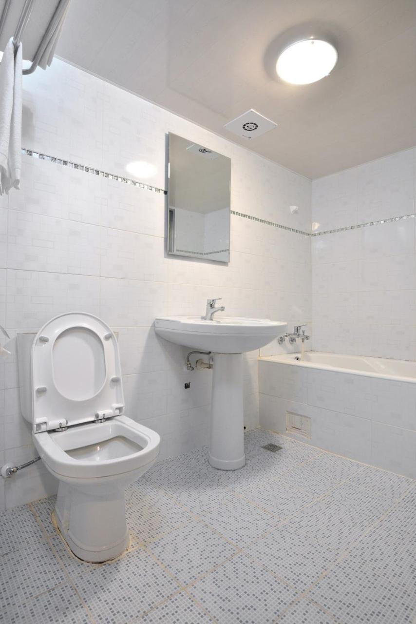 Ching She Hotel Tainan Room photo